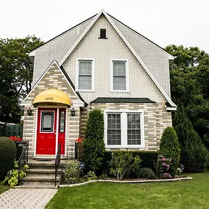 Cozy House Bed & Breakfast